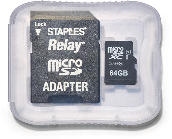 STAPLES  MicroSDHC/XC Relay muistikortti 64GB